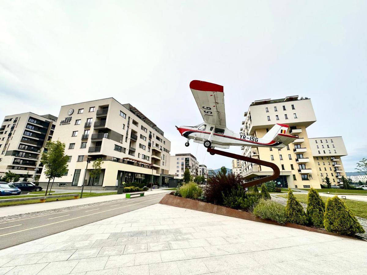 Kasper Coresi Mall - Rise Private Apartments & Suites Braşov Eksteriør billede