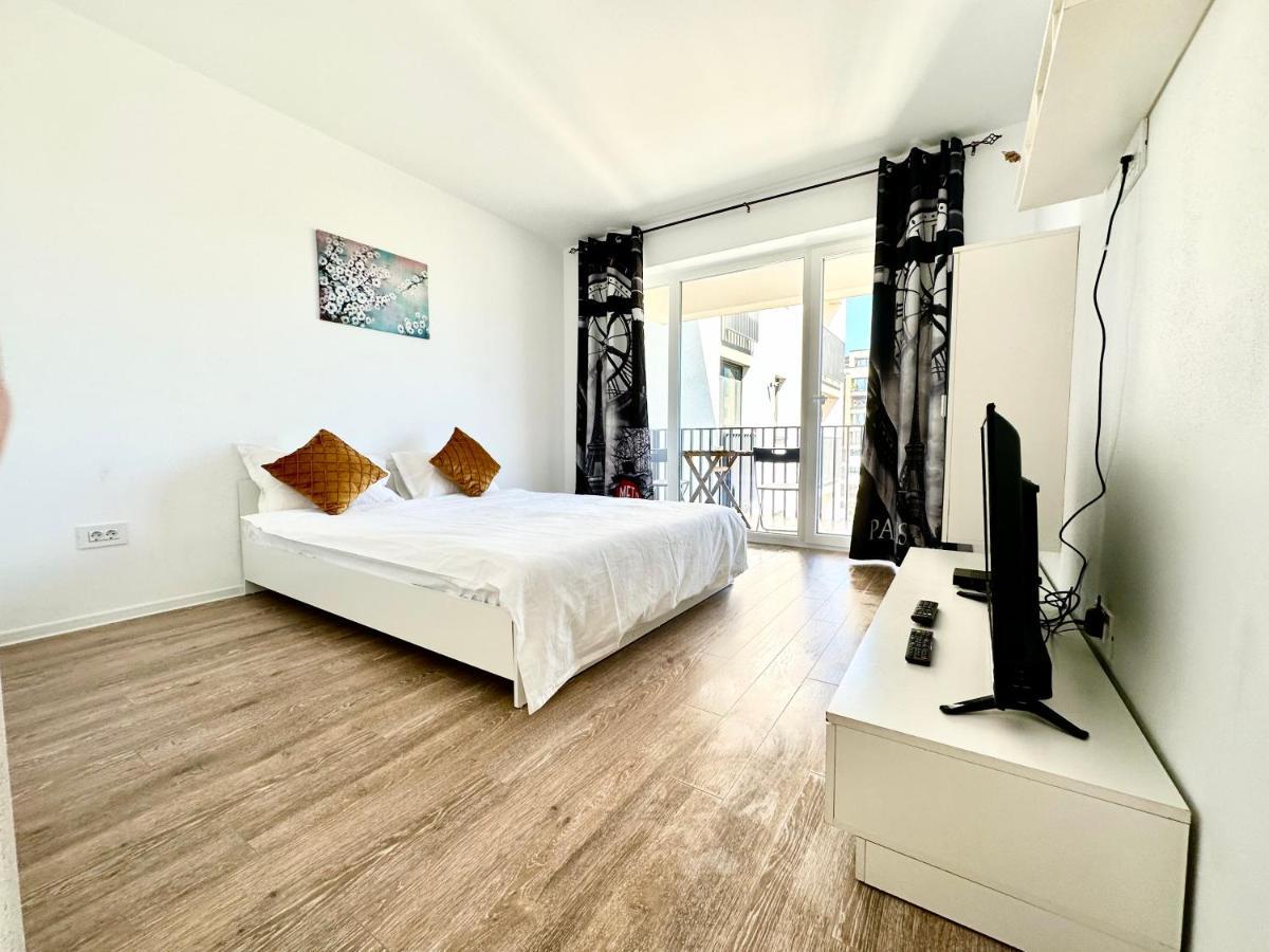 Kasper Coresi Mall - Rise Private Apartments & Suites Braşov Eksteriør billede