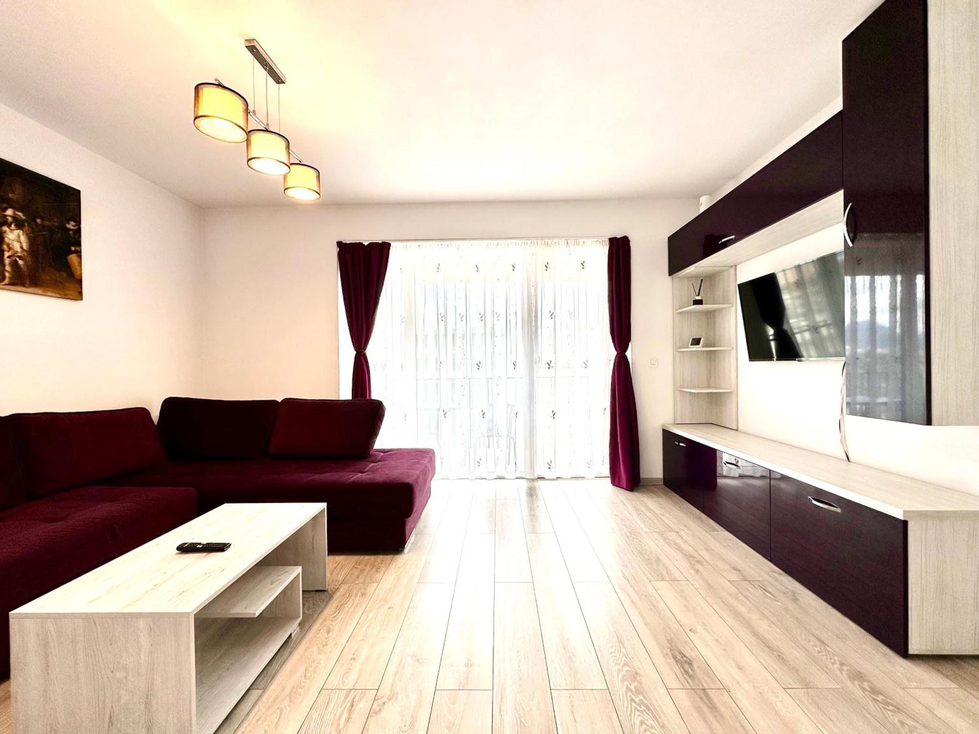 Kasper Coresi Mall - Rise Private Apartments & Suites Braşov Eksteriør billede