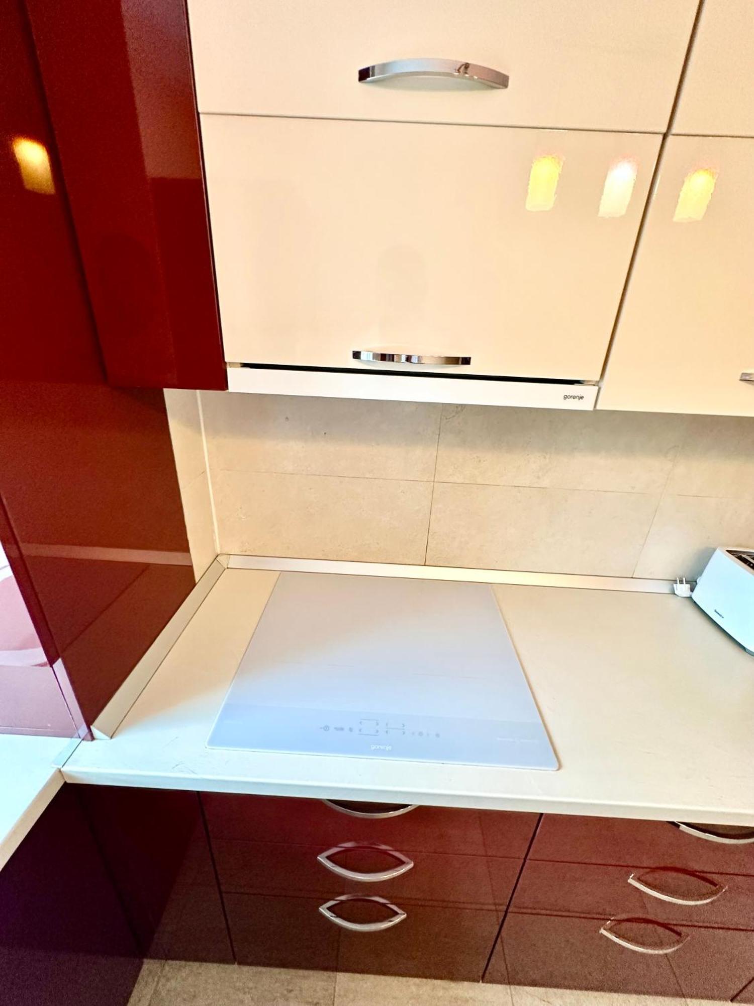 Kasper Coresi Mall - Rise Private Apartments & Suites Braşov Eksteriør billede