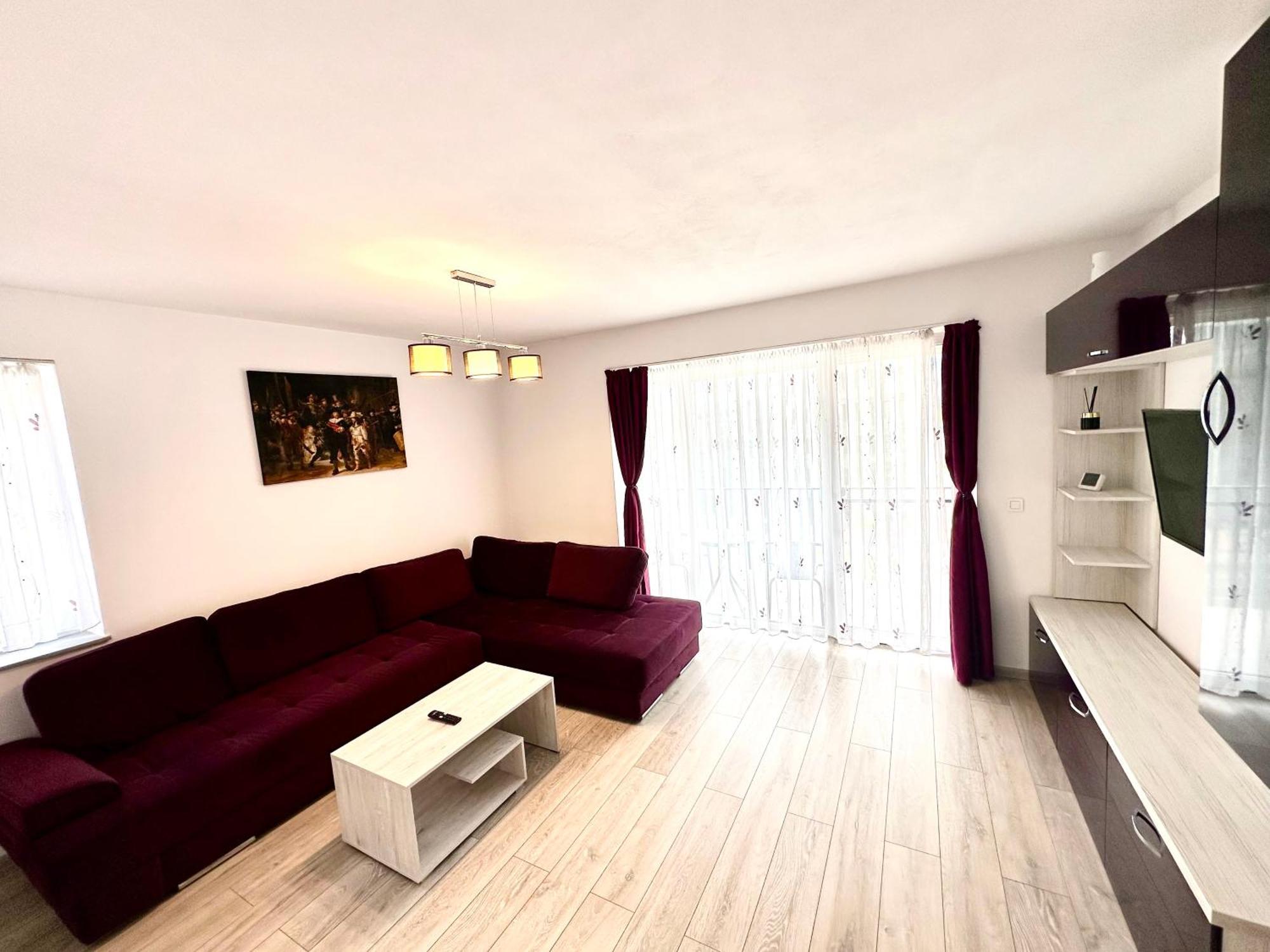 Kasper Coresi Mall - Rise Private Apartments & Suites Braşov Eksteriør billede