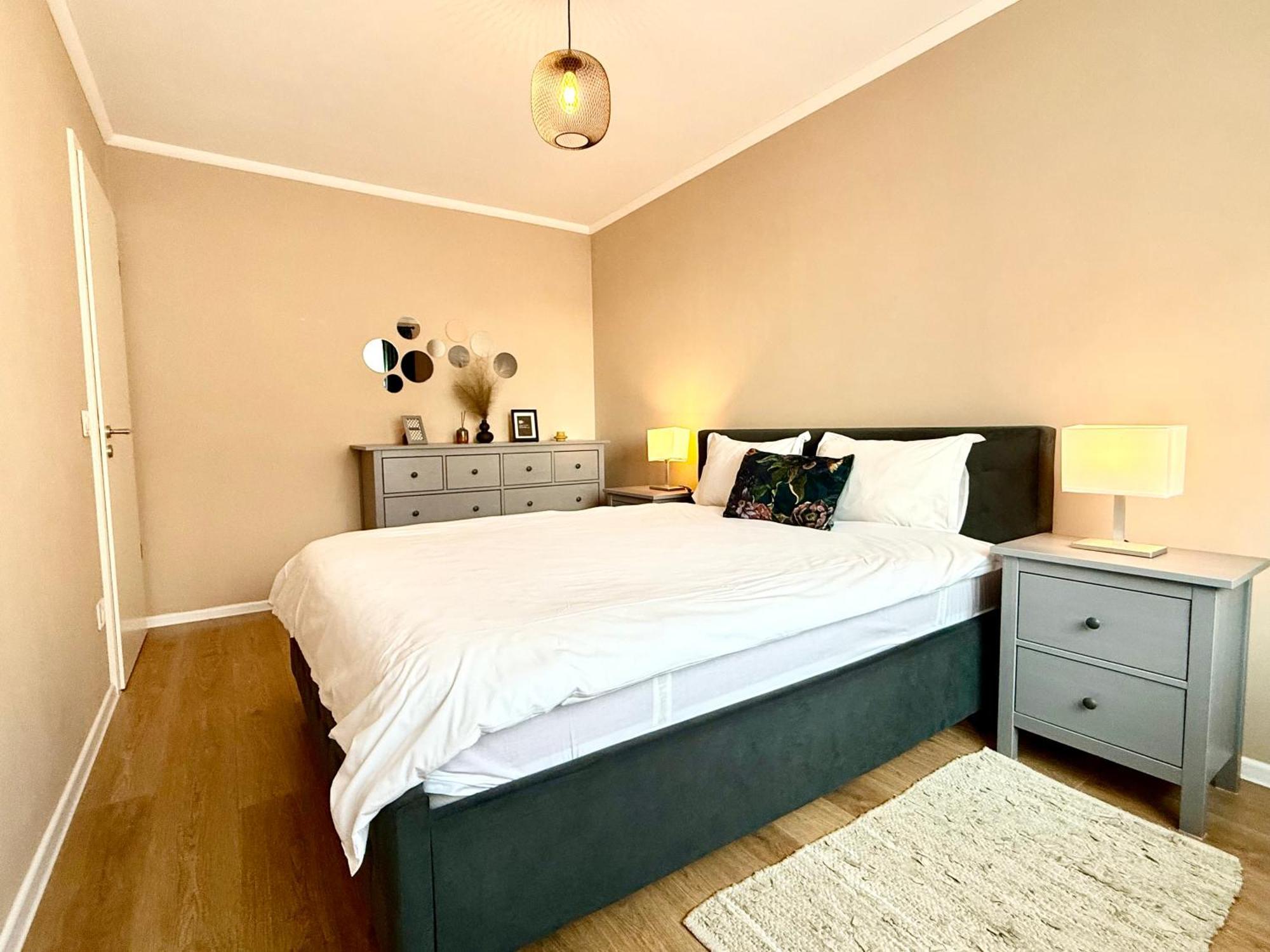 Kasper Coresi Mall - Rise Private Apartments & Suites Braşov Eksteriør billede