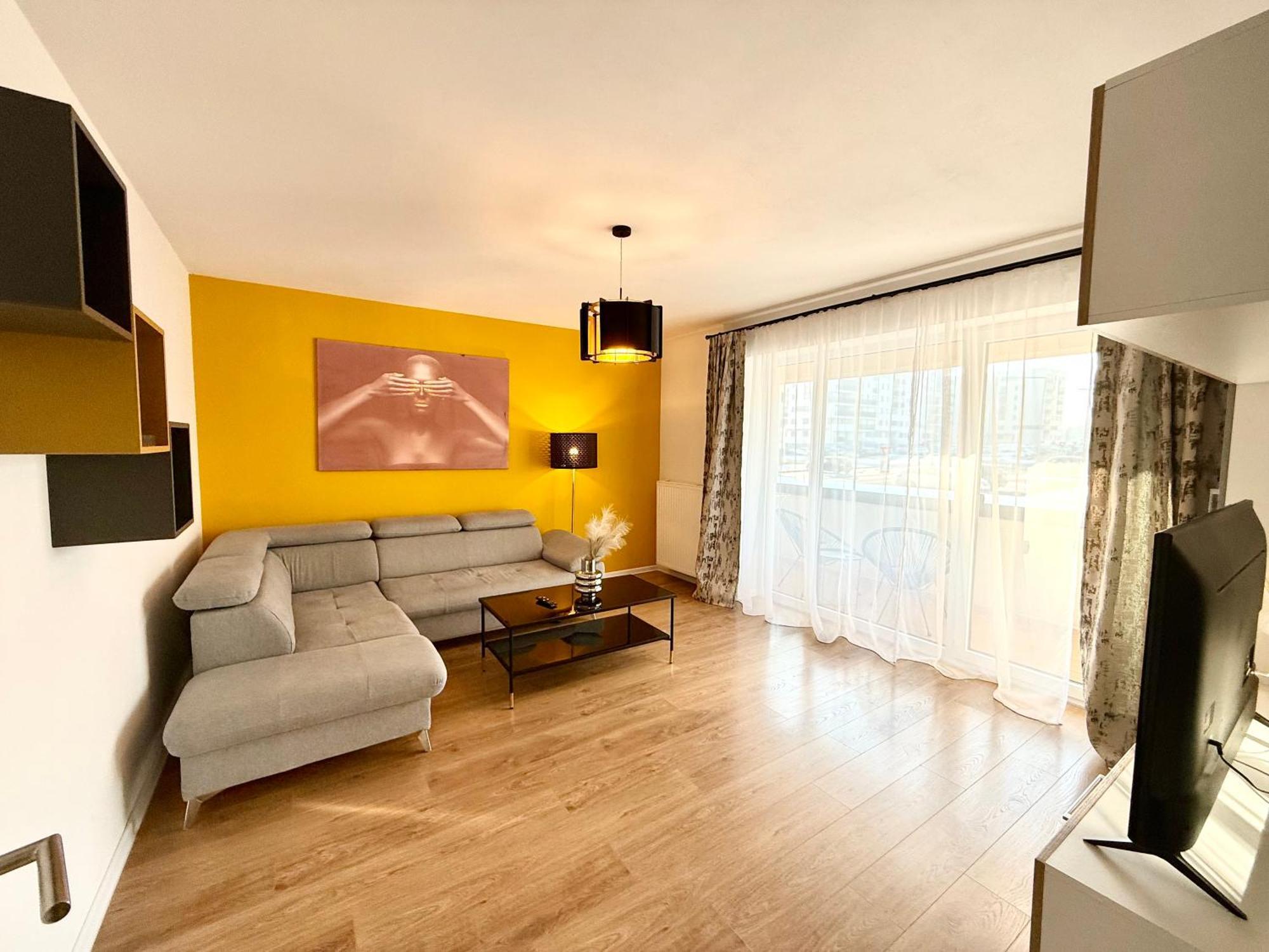 Kasper Coresi Mall - Rise Private Apartments & Suites Braşov Eksteriør billede